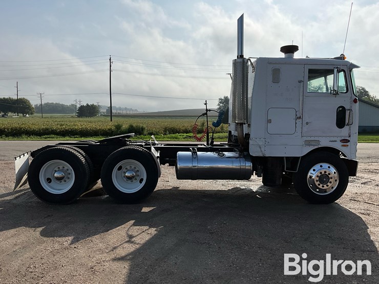 1978-peterbilt-352-image-4