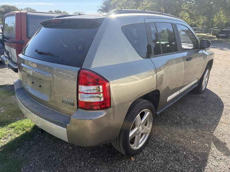 2008-jeep-compass-limited-image-6