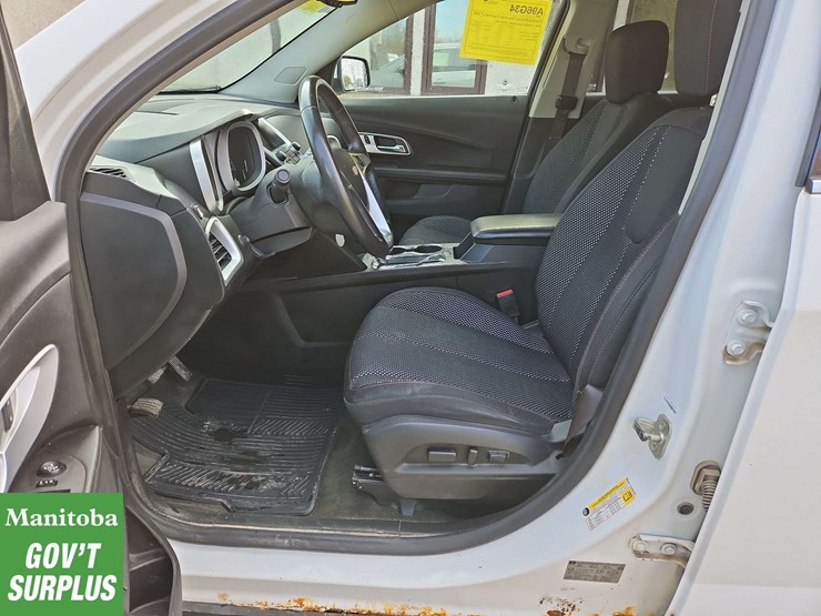 2016-chevrolet-equinox-image-16