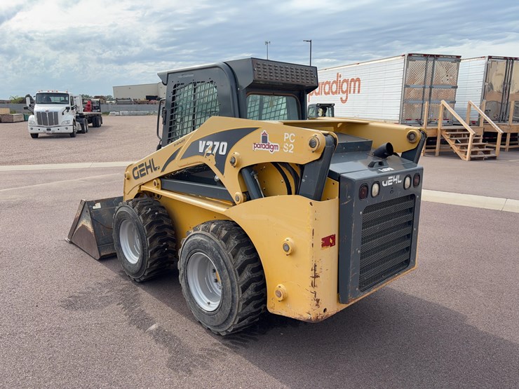 gehl-v270-image-6