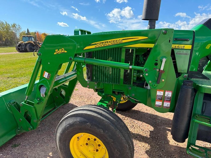 john-deere-6403-image-15