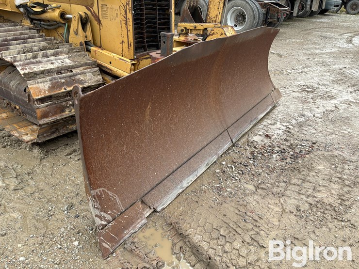 2006-caterpillar-d4g-image-18