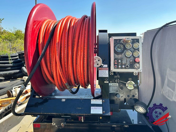 2009-sewer-equipment-co.-of-america-747-fr2000-jetter-trailer-image-5
