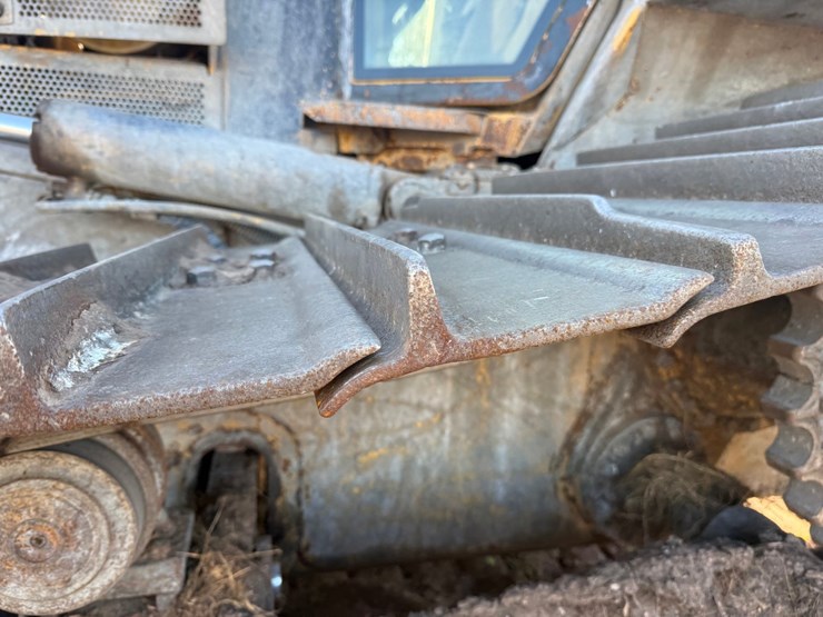 2005-caterpillar-d6n-lgp-image-73