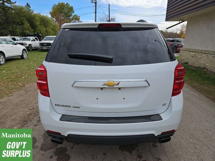 2017-chevrolet-equinox-image-6