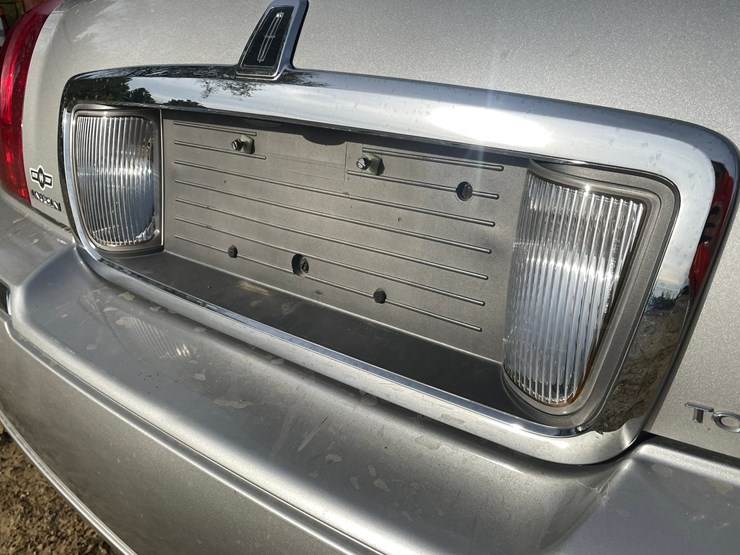 #201-•-2005-lincoln-town-car-(has-wi-title)-image-25