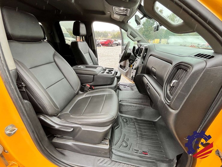 2019-chevrolet-silverado-4wd-pickup-truck-image-46