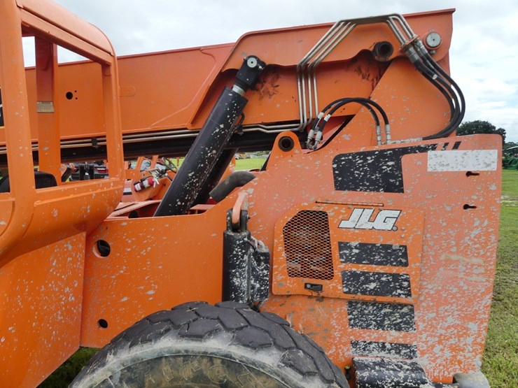 2019-jlg-6042-image-7