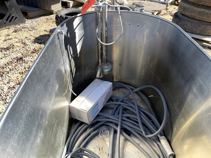 #3005-•-whitehall-sports-whirlpool-image-7