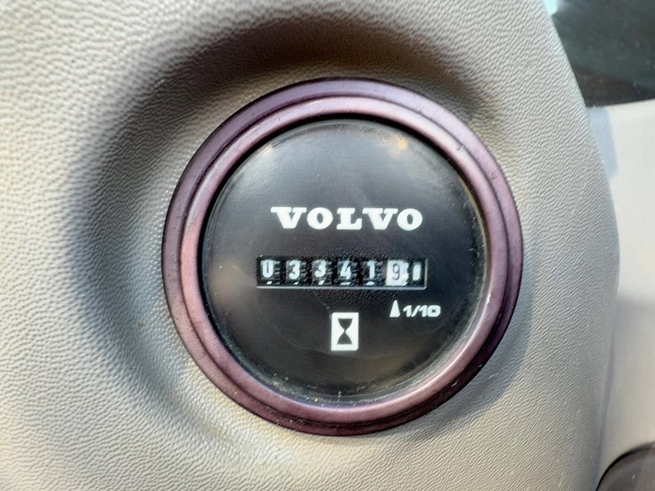 2019-volvo-ecr145el-image-45
