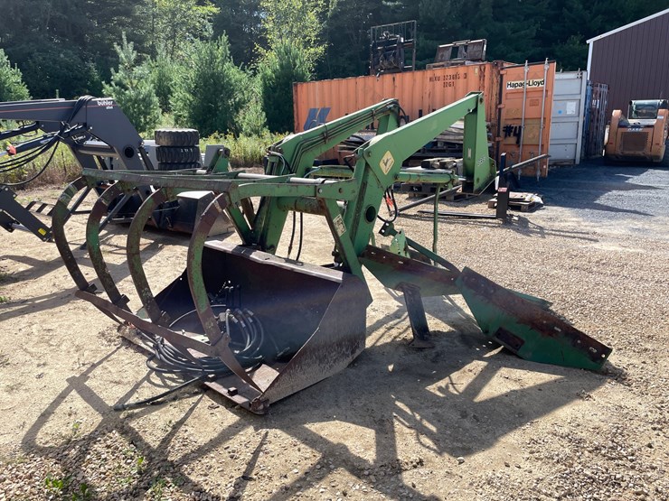 john-deere-148-image-1