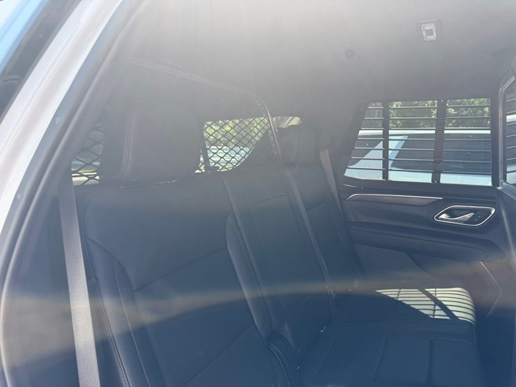 2021-chevrolet-tahoe-image-38