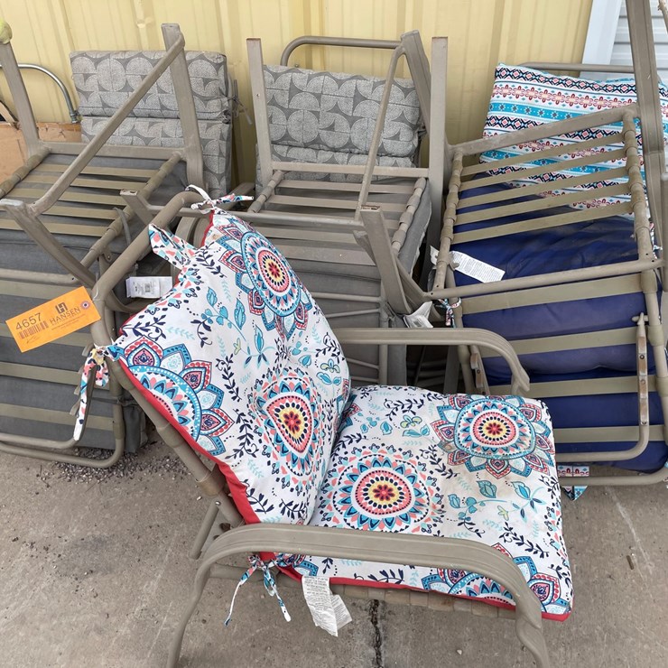 #4657 • (7) Lawn Chairs