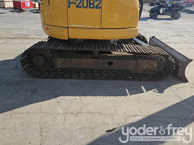 2017-deere-75g-image-10