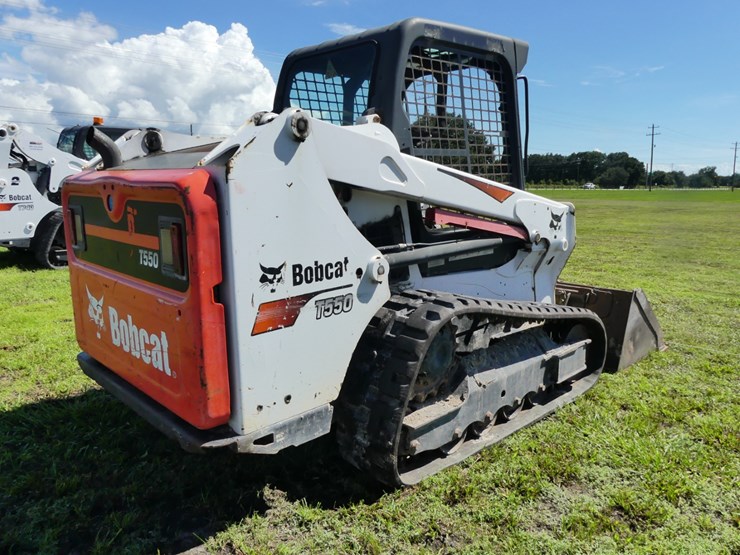 2019-bobcat-t550-image-4