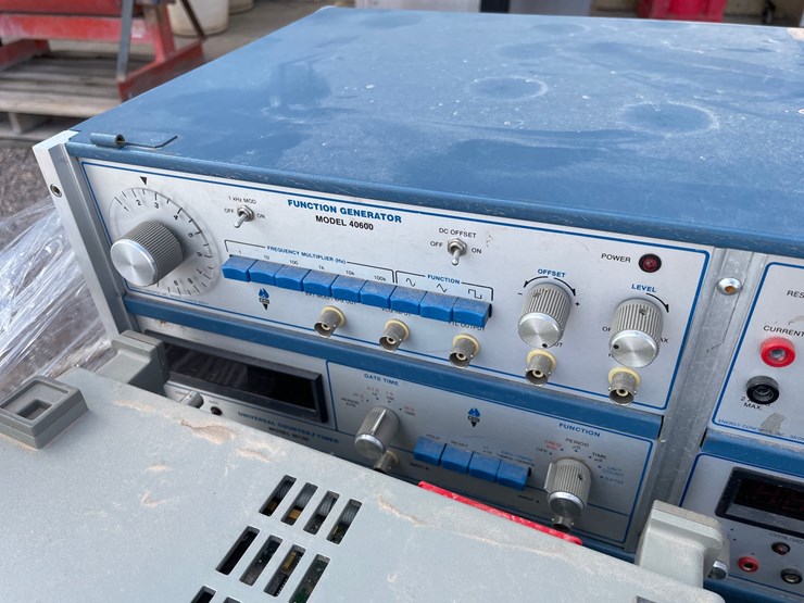 #4667-•-pallet-of-electronic-equipment-image-10