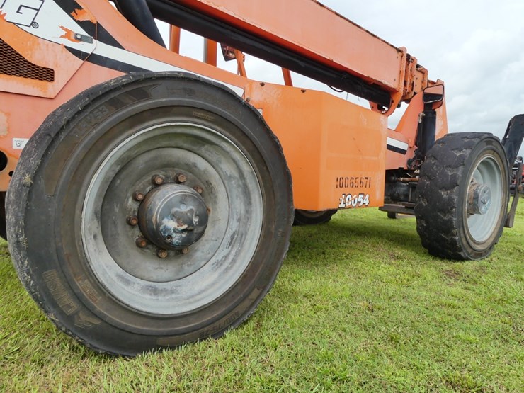 jlg-10054-image-6