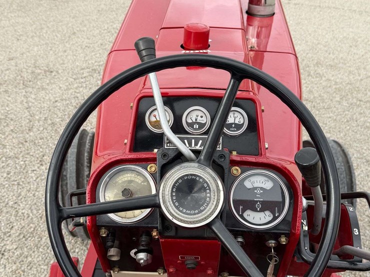 farmall-1066-turbo-row-crop-puller-image-43