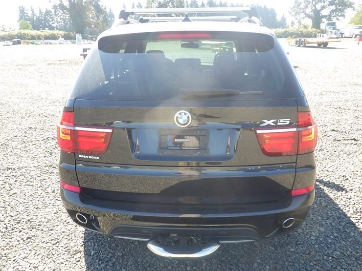 2011-bmw-x5-image-4