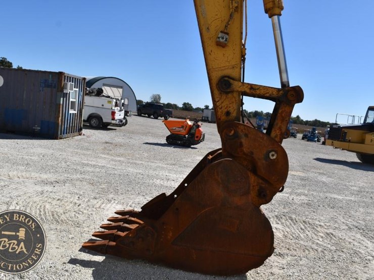 2007-caterpillar-328d-lcr-image-29