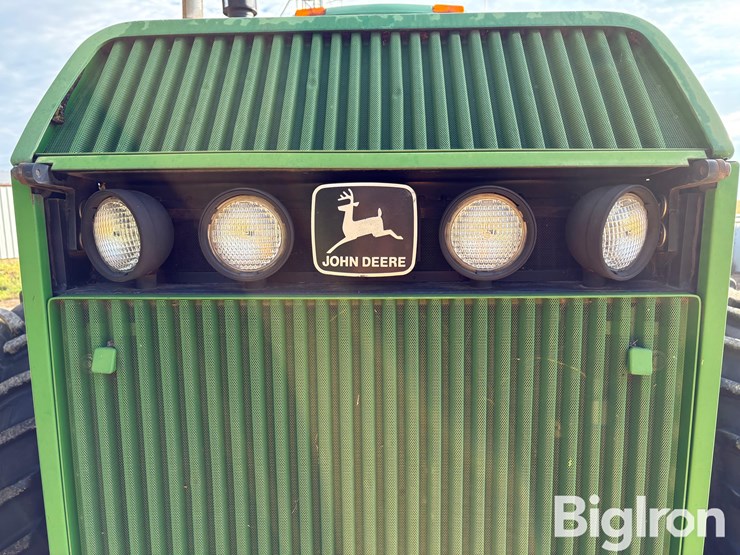 1992-john-deere-8760-image-19