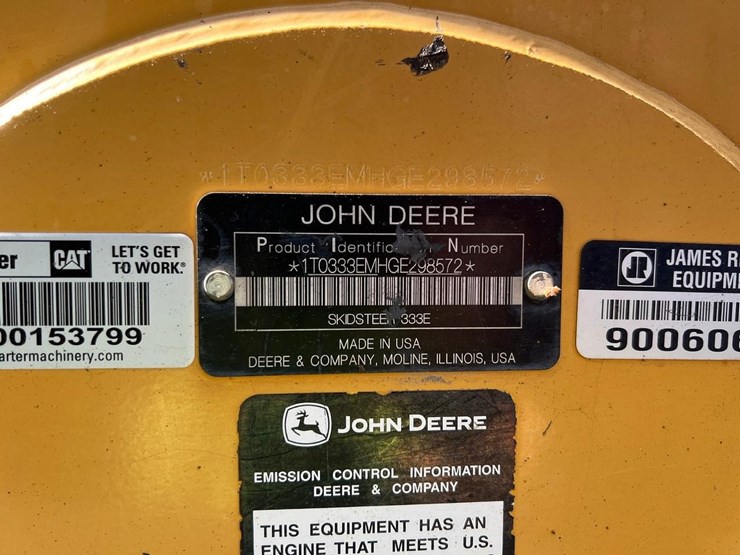 2016-deere-333e-image-16