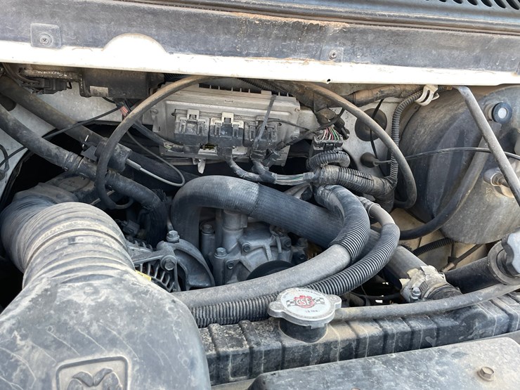 #2753-•-2000-dodge-ram-(title-in-delay)-image-40