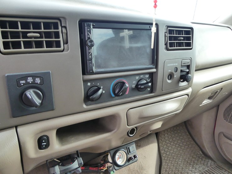 2004-ford-f350-image-13