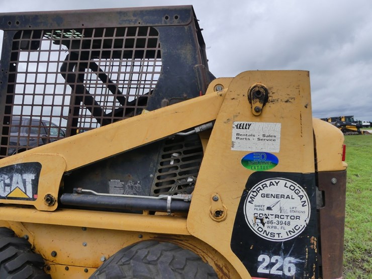 2003-caterpillar-226-image-8