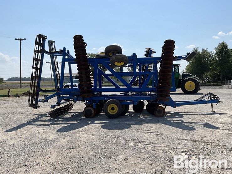 2012-landoll-7431-29-image-4