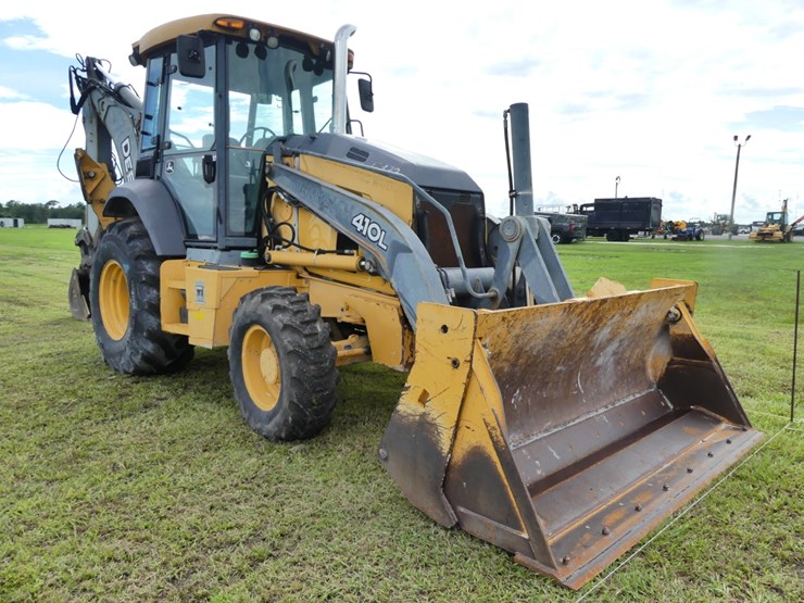 2015-deere-410l-image-2
