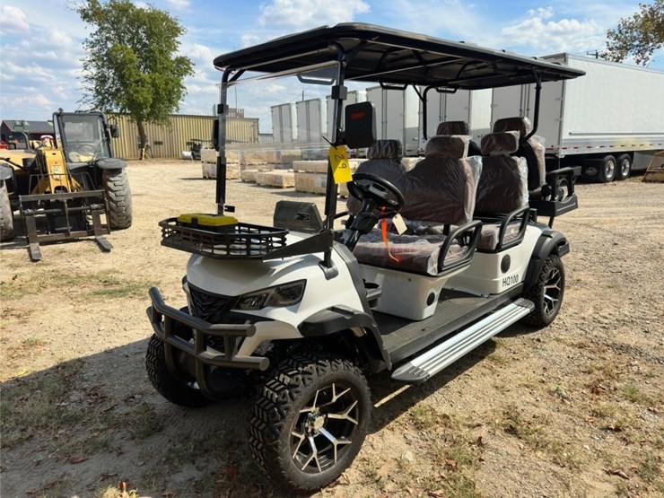 new-6-seater-electric-golf-cart-image-1