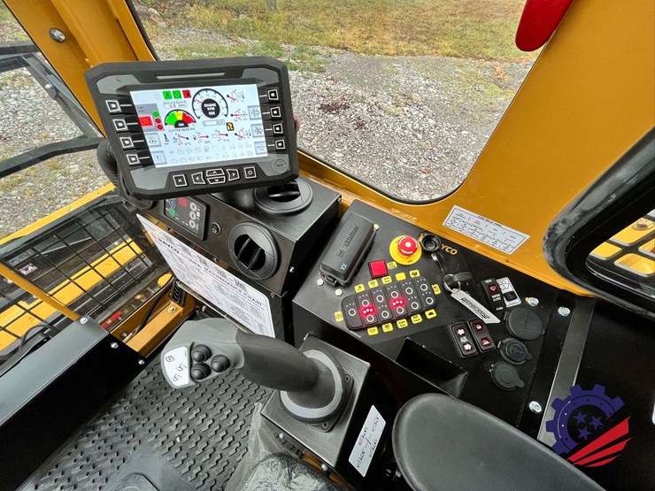 2023-rayco-c120ra-forestry-mulcher-with-fm120-6r-mulcher-head-image-48