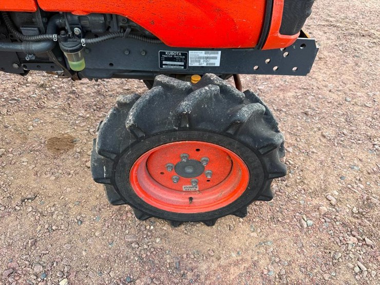kubota-b2320-image-9
