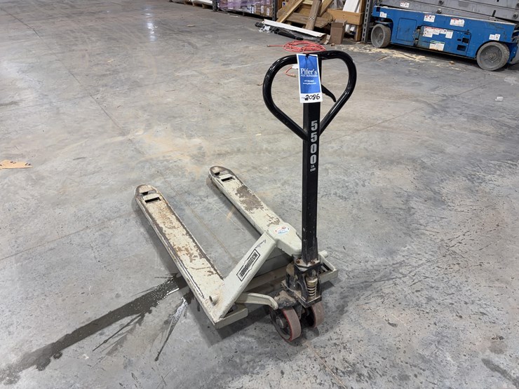 pallet-jack-image-4