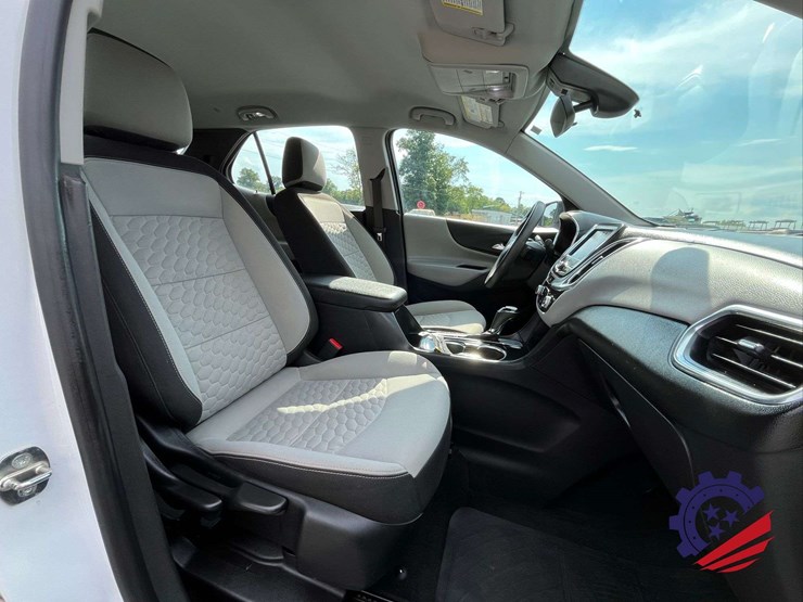 2020-chevrolet-equinox-ls-image-38