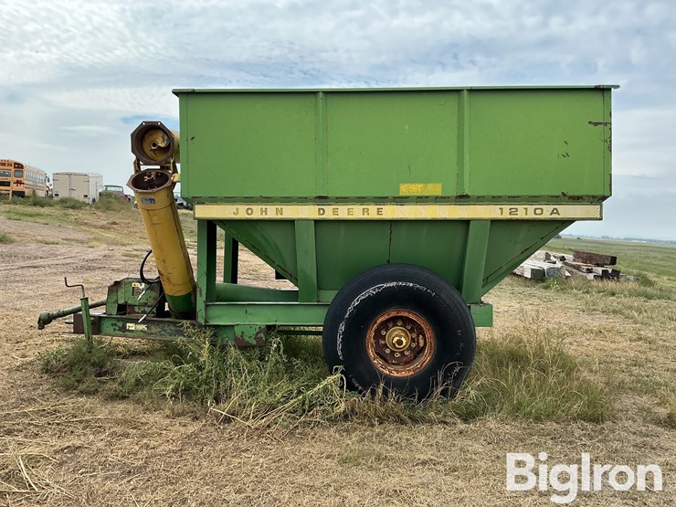 john-deere-1210-image-8