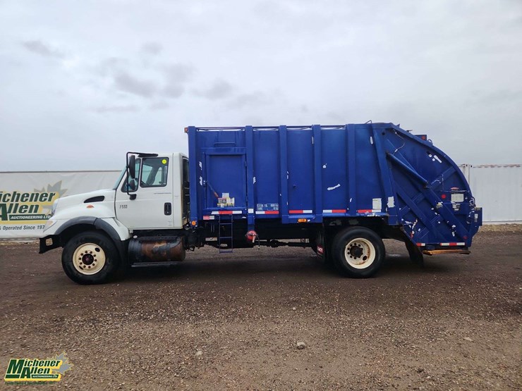 2007-international-workstar-7400-image-18