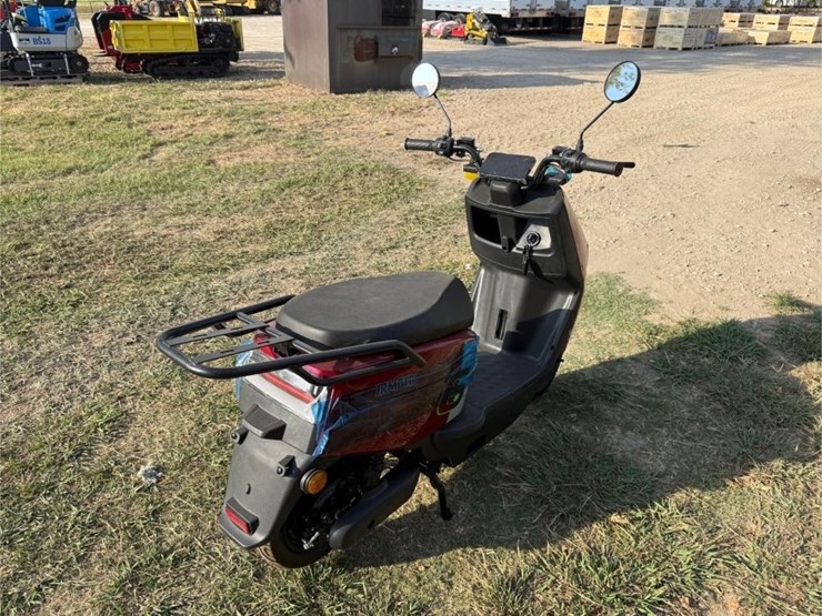new-in-box-electric-moped-image-2