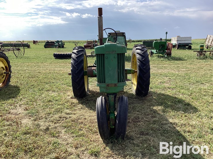 1953-john-deere-50-image-2