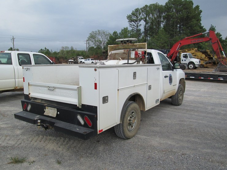 2007-chevrolet-2500hd-image-3