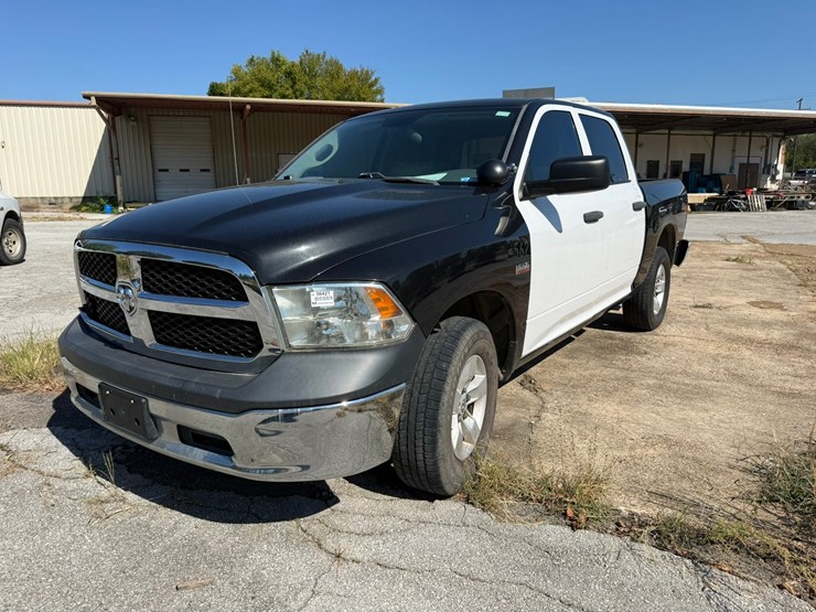 2017-dodge-1500-image-1