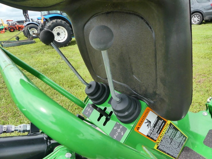 john-deere-260b-backhoe-attachment-image-6