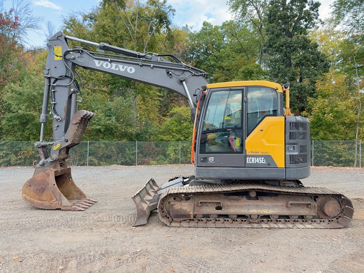 2019-volvo-ecr145el-image-2
