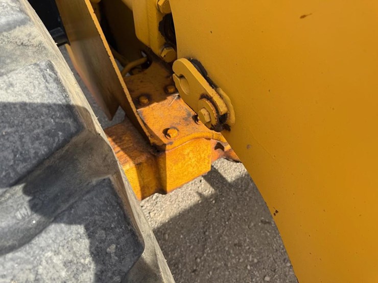 deere-544e-image-37