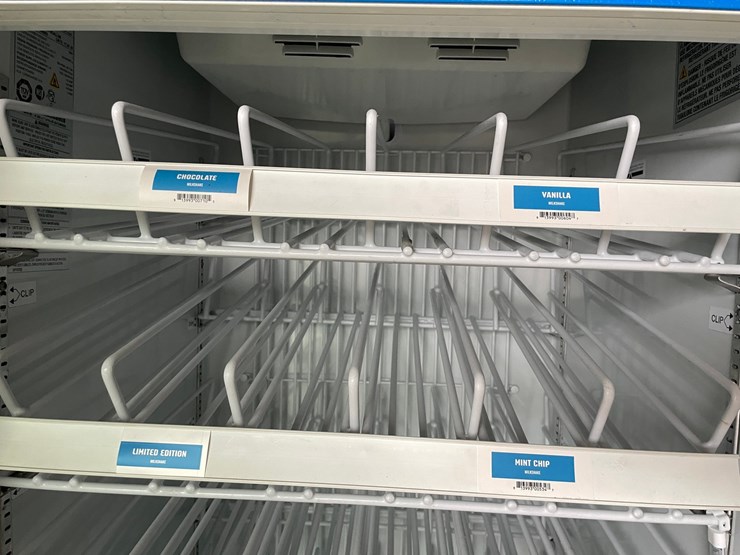 #4670-•-commercial-glass-door-freezer-image-17