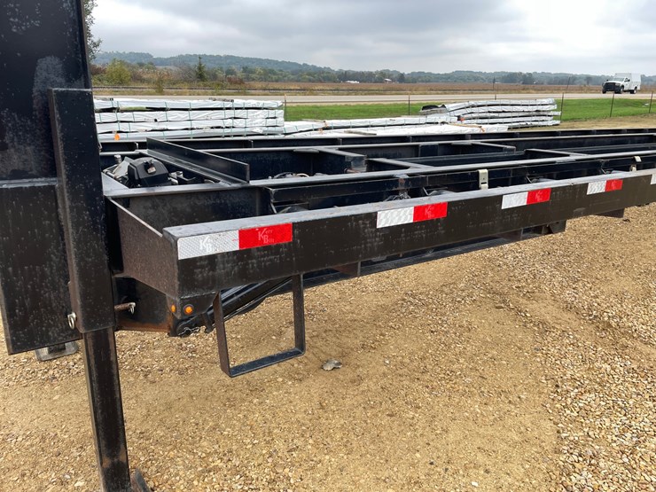#112-•-2022-keer-bilt-44'-gooseneck-trailer-(has-wi-title)-image-11