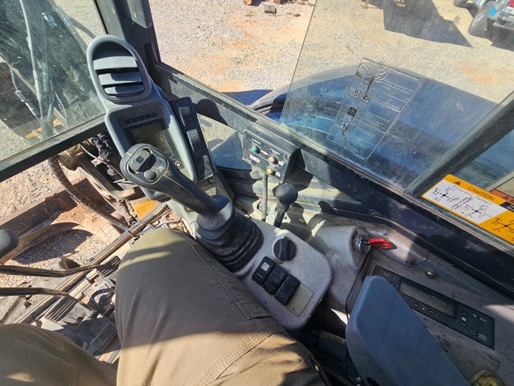 deere-60g-image-33