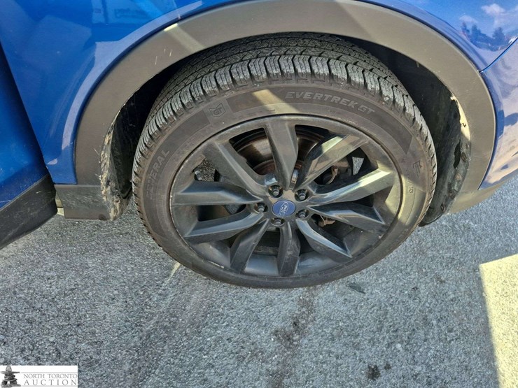 2017-ford-escape-image-26