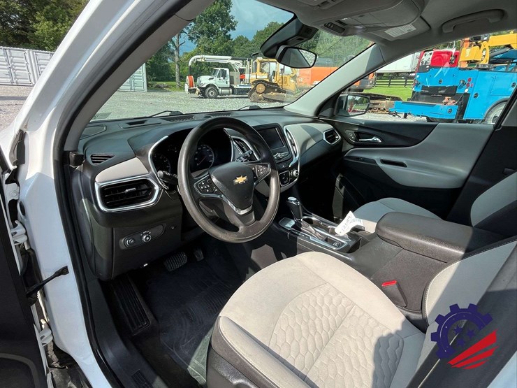 2020-chevrolet-equinox-ls-image-51